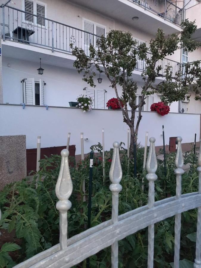 Apartment Bracic Vodice Exterior foto